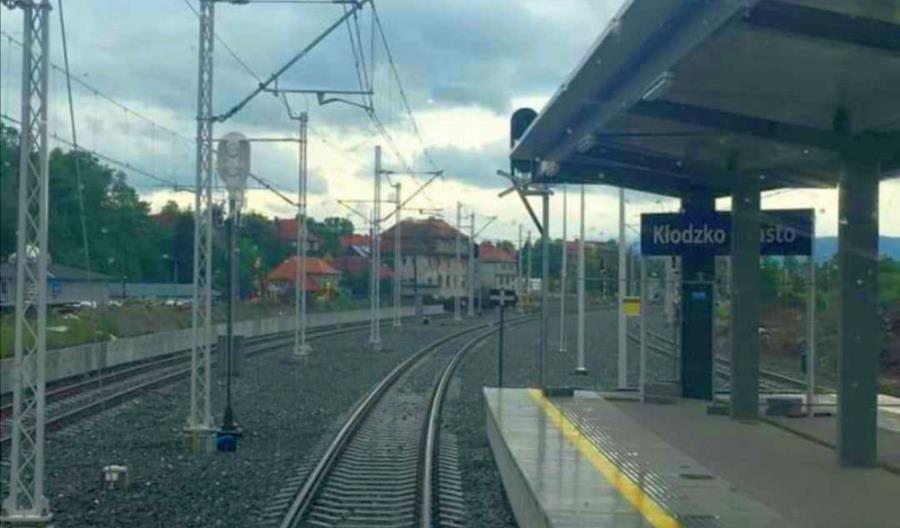 Kłodzko Miasto: Niewidoczny sygnalizator i zmiana harmonogramu Kłodzko Miasto: Niewidoczny sygnalizator i zmiana harmonogramu