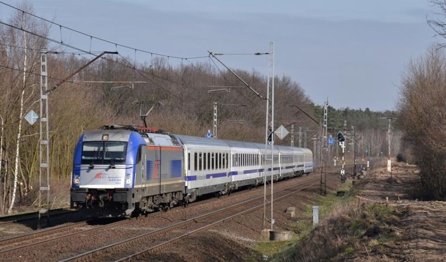 Kolejowe granice otwarte od jutra. Pociągi międzynarodowe PKP Intercity od 22 czerwca Kolejowe granice otwarte od jutra. Pociągi międzynarodowe PKP Intercity od 22 czerwca
