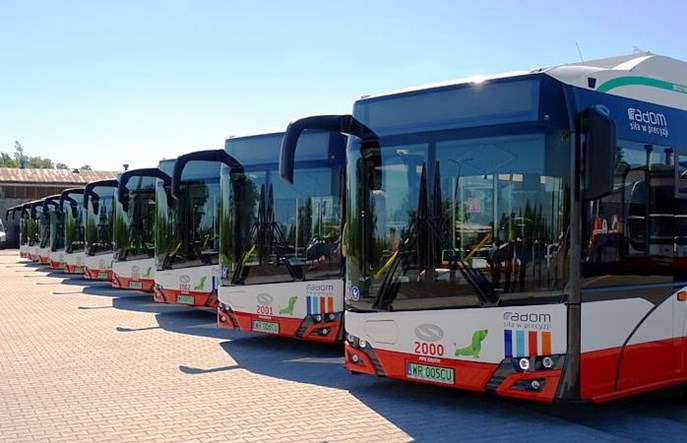 Do Radomia dotrze 5 przegubowców od Mana