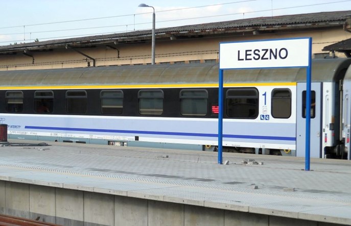 Awanturował się, że nie chce nosić maseczki. Duże opóźnienie pociągu IC Piast