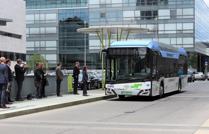 Największy prywatny przewoźnik w Austrii testuje wodorowego Solarisa