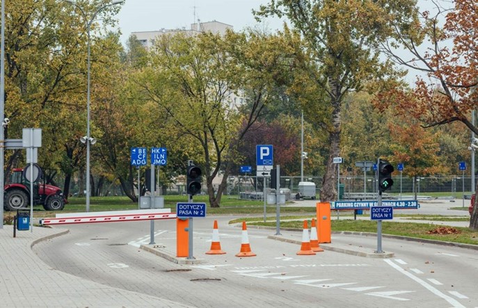 Warszawa. Zielony P+R  na Połczyńskiej