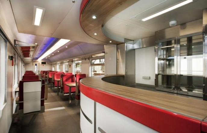 Gastronomia wróciła do niemal wszystkich pociągów PKP Intercity, w których była przed marcem