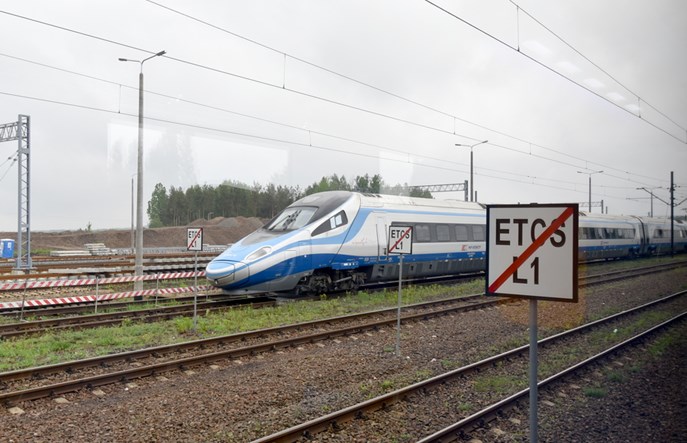 Przewoźnicy towarowi sprzeciwiają się zamknięciu CMK na ruch cargo