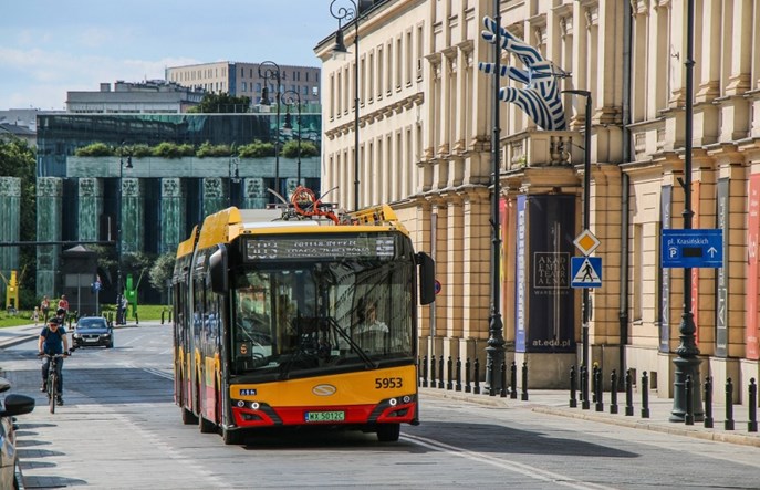 Warszawa: Coraz więcej elektrobusów na Trakcie