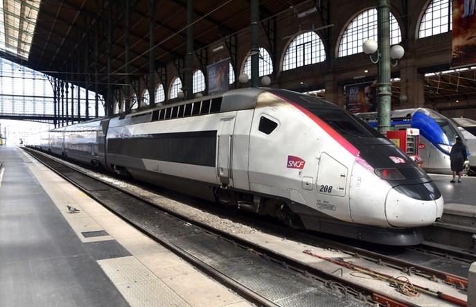 Atak na sieć TGV na początku Igrzysk Olimpijskich. Ruch częściowo wznawiany [aktualizacja]