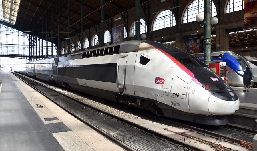 Francuzi zatrzymali pociąg TGV, aby usunąć pasażera bez maski Francuzi zatrzymali pociąg TGV, aby usunąć pasażera bez maski