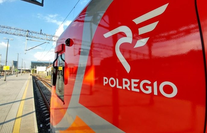 Nożownik zaatakował maszynistę pociągu Polregio