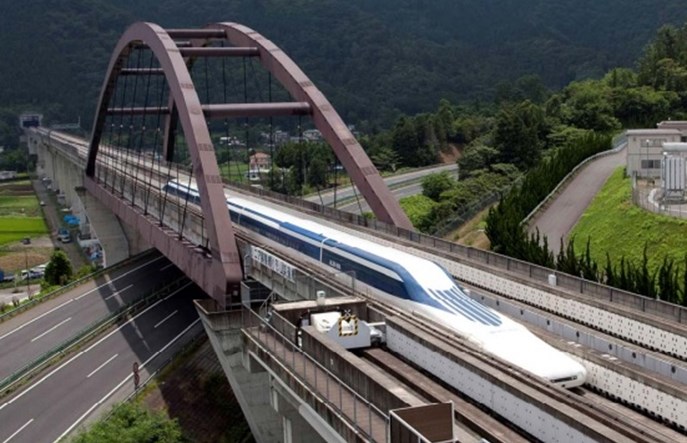 Koleje Japońskie rozpoczęły jazdy testowe nowego pociągu kolei magnetycznej