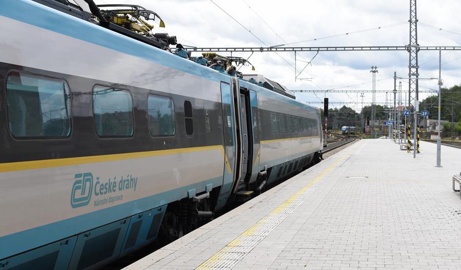 Czesi wydłużają trasę swojego Pendolino Czesi wydłużają trasę swojego Pendolino