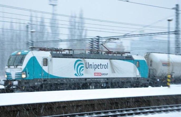 Spółka-córka Orlenu kupi 4 nowe Vectrony