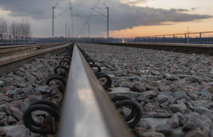 Jest umowa na studium rozbudowy torów z Warszawy w kierunku Mińska Maz.