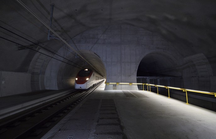 Szwajcaria: Tunel pod przełęczą Ceneri otwarty