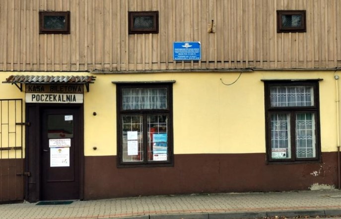 Koniec PKS-u w Łasku. Starostwo: transport publiczny jest zapewniony