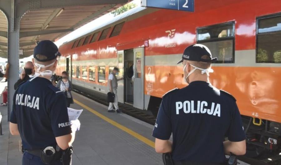 Drużyny konduktorskie nie mogą nakładać kar za brak maseczki Drużyny konduktorskie nie mogą nakładać kar za brak maseczki