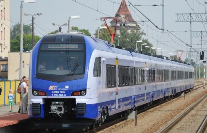 Pociąg IC nie zatrzymał się w Mławie. „Zdarzenie bada komisja”