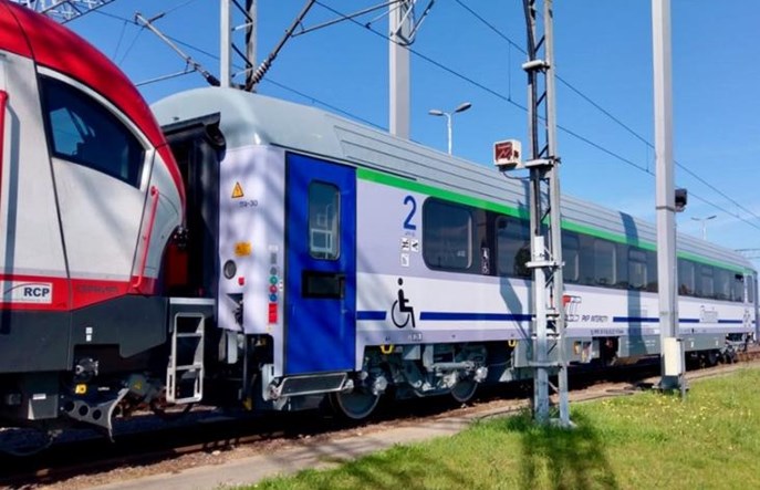 Kiedy na tory wjadą wagony Combo?