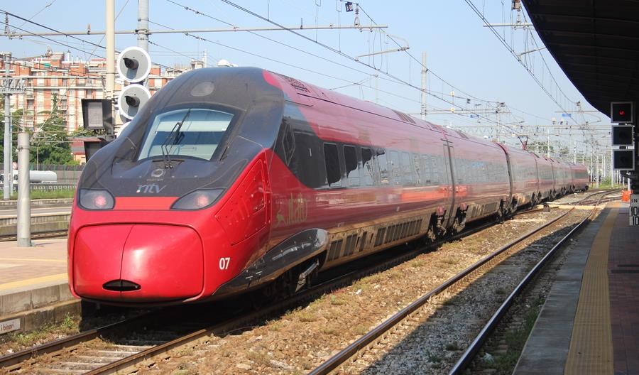 Włoski prywatny operator Italo grozi wstrzymaniem przewozów Włoski prywatny operator Italo grozi wstrzymaniem przewozów