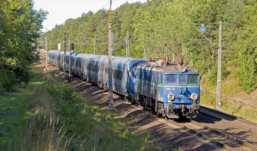 Nie było protestu związkowców PKP Cargo pod siedzibą PiS. Mamiński mediatorem Nie było protestu związkowców PKP Cargo pod siedzibą PiS. Mamiński mediatorem