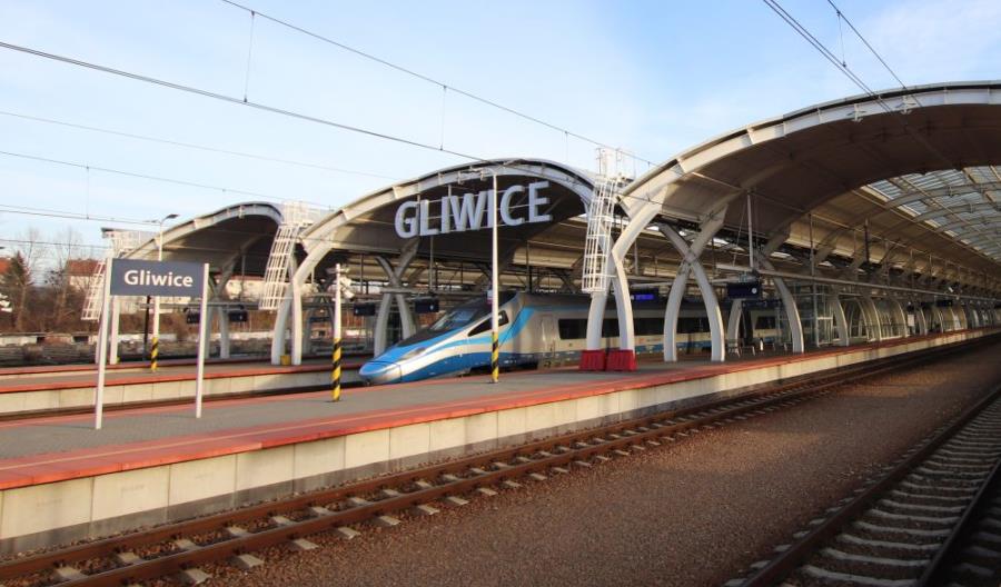Bittel: Nowy system sprzedaży biletów ułatwi dostęp do kolei Bittel: Nowy system sprzedaży biletów ułatwi dostęp do kolei