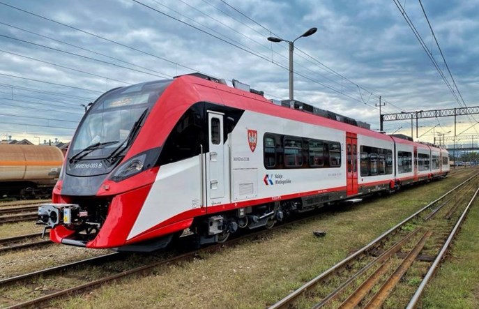 Koleje Wielkopolskie korzystają z opcji na dwa spalinowe Impulsy