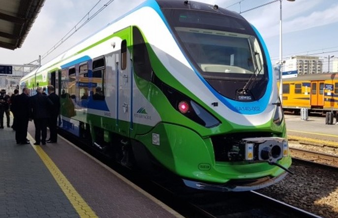 Newag dostarczył dwa spalinowe zespoły trakcyjne 222Ma na Podkarpacie