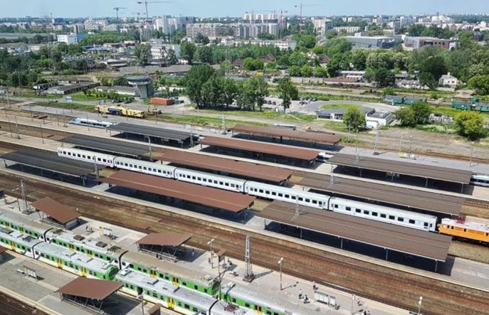 Warszawa Zachodnia: Pierwsze zmiany w ruchu pociągów