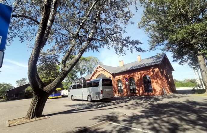 Pabianice nie przejmą placu przed stacją PKP. Co z dworcem autobusowym? 