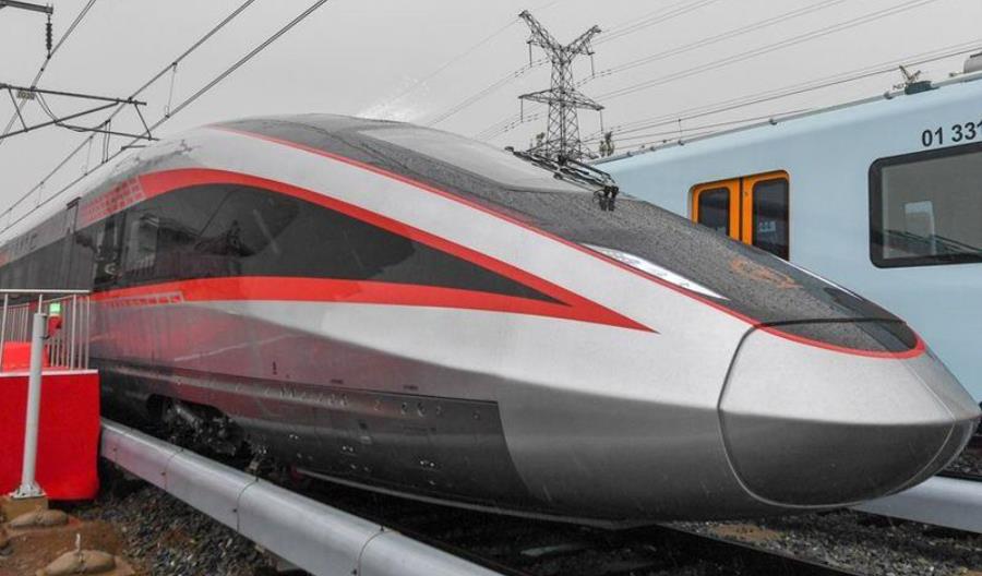 CRRC pokazało pociąg dużych prędkości dla różnych szerokości torów CRRC pokazało pociąg dużych prędkości dla różnych szerokości torów