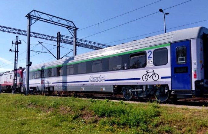 PKP Intercity pyta o dostawy maszyny do sprzedaży napojów i przekąsek