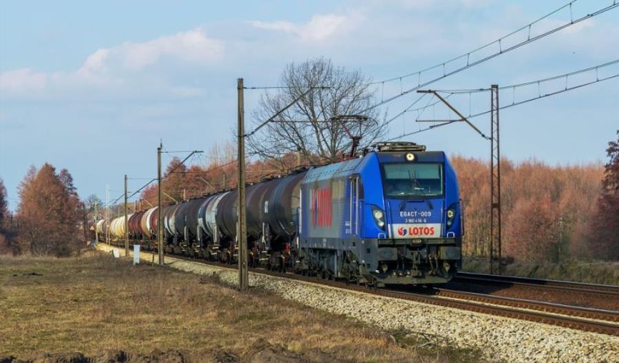 Nowe uprawnienia dla maszynistów-instruktorów Lotos Kolej Nowe uprawnienia dla maszynistów-instruktorów Lotos Kolej