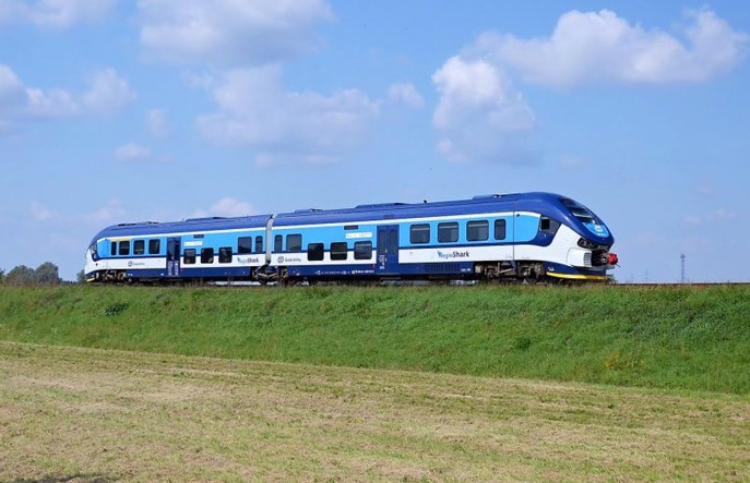 Oficjalnie: Pesa i Newag złożyły oferty na 160 pociągów spalinowych dla Ceskich drah!