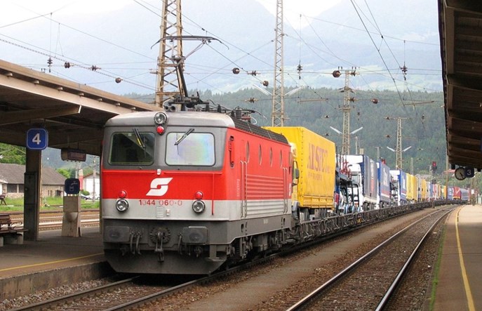 Polskę czeka intensywny rozwój intermodalu. Jak go wspierać? 