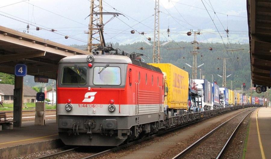 Polskę czeka intensywny rozwój intermodalu. Jak go wspierać? Polskę czeka intensywny rozwój intermodalu. Jak go wspierać?