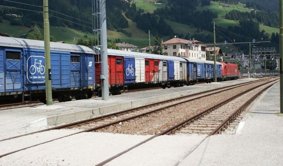 Drugie życie krytych wagonów towarowych Drugie życie krytych wagonów towarowych