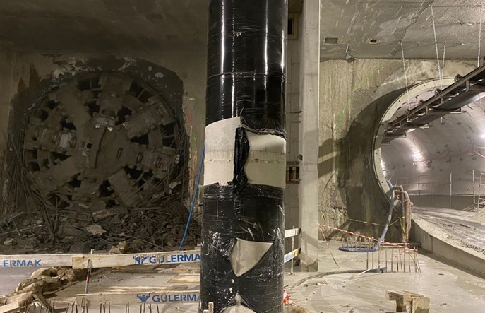 Metro: Elisabetta na Ulrychowie. Oba tunele między Wolą a Bemowem przebite