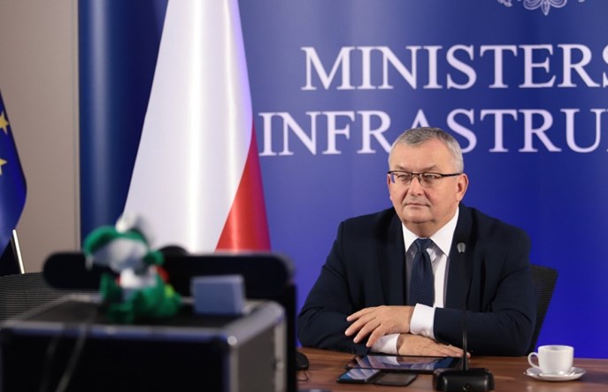 Minister Adamczyk otworzył X Kongres Kolejowy!