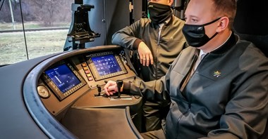 Nowe Flirty Kolei Mazowieckich jeżdżą pod nadzorem ETCS 2 [zdjęcia]