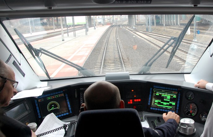 Warszawa: Którędy pobiegnie druga para torów do Nasielska?