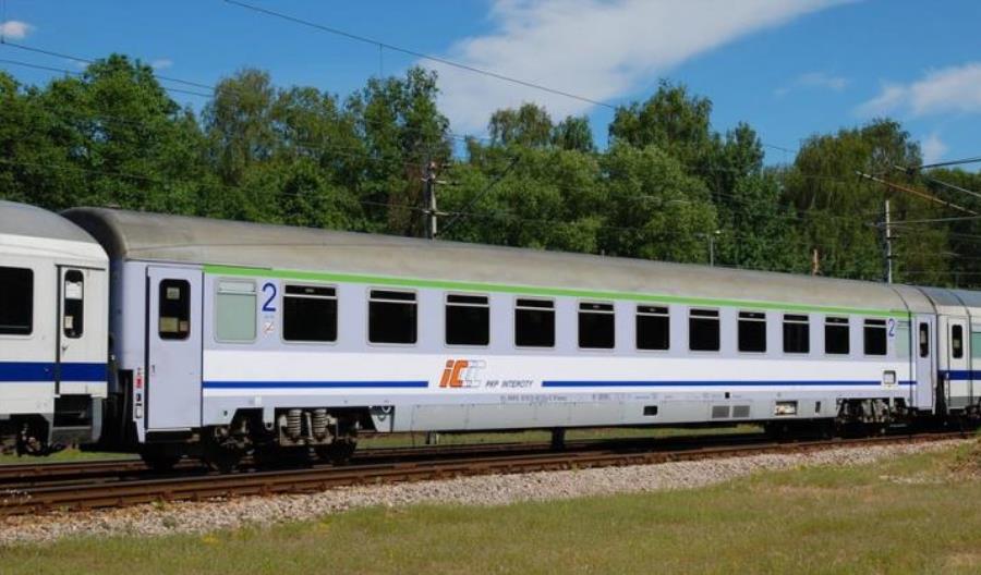 Jest trzecia próba naprawy czterdziestu wagonów serii Z Jest trzecia próba naprawy czterdziestu wagonów serii Z