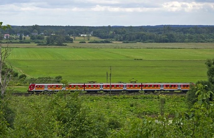 Kujawsko-pomorskie: Cięciom winni m.in. przewoźnicy. Polregio: To manipulacja