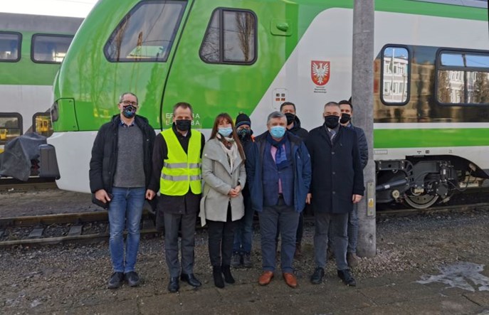 Stadler zakończył dostawy Flirtów z dwóch pierwszych umów z Kolejami Mazowieckimi