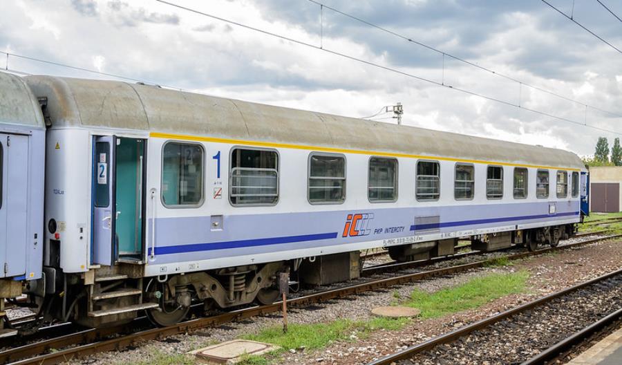 Oferty ZNTK Mińsk i Mag-Train w przetargu na modernizację wagonów ALux PKP Intercity Oferty ZNTK Mińsk i Mag-Train w przetargu na modernizację wagonów ALux PKP Intercity