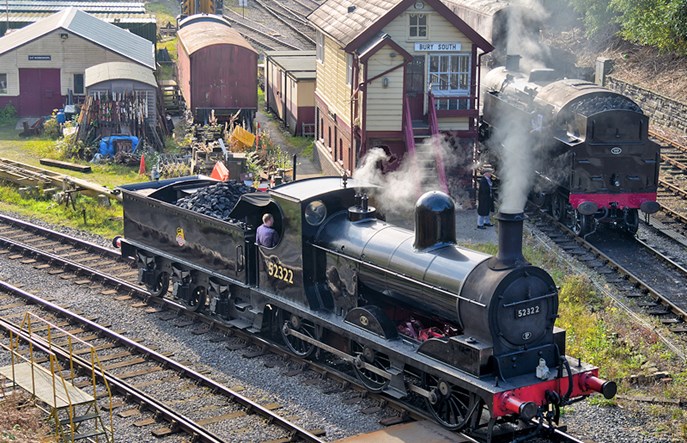Wielka Brytania: Zamykanie kopalń "gwoździem do trumny" dla parowozów