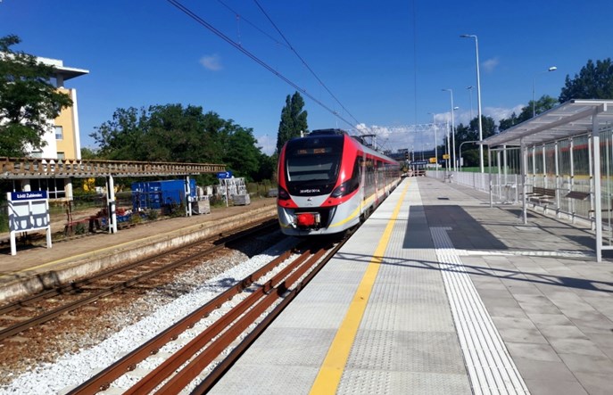 Łódź: Różna wysokość peronów na modernizowanych przystankach