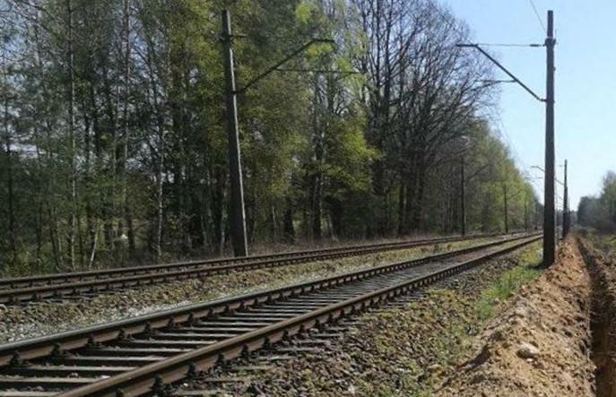 Wielu chętnych na wymianę sieci trakcyjnej na linii 22 [oferty]