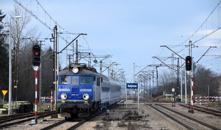 PKP Intercity: 21 miliardów złotych z budżetu do 2030 PKP Intercity: 21 miliardów złotych z budżetu do 2030