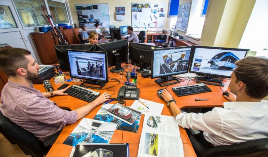 Pesa inwestuje w nowe technologie i podnosi efektywność Pesa inwestuje w nowe technologie i podnosi efektywność