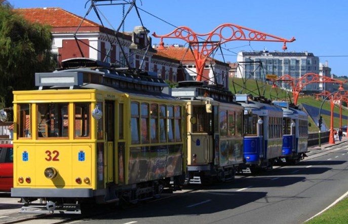 La Coruña: Tramwaj już nie pojedzie. Zabytkowe wagony wystawione na sprzedaż