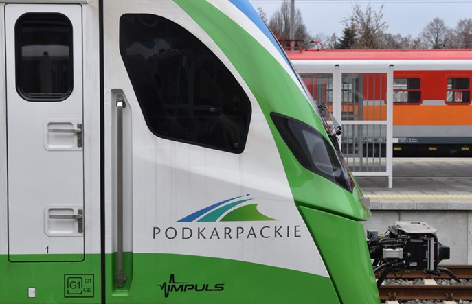 Linia Dębica – Mielec. Fatalna oferta pociągów po zakończeniu drogiego remontu